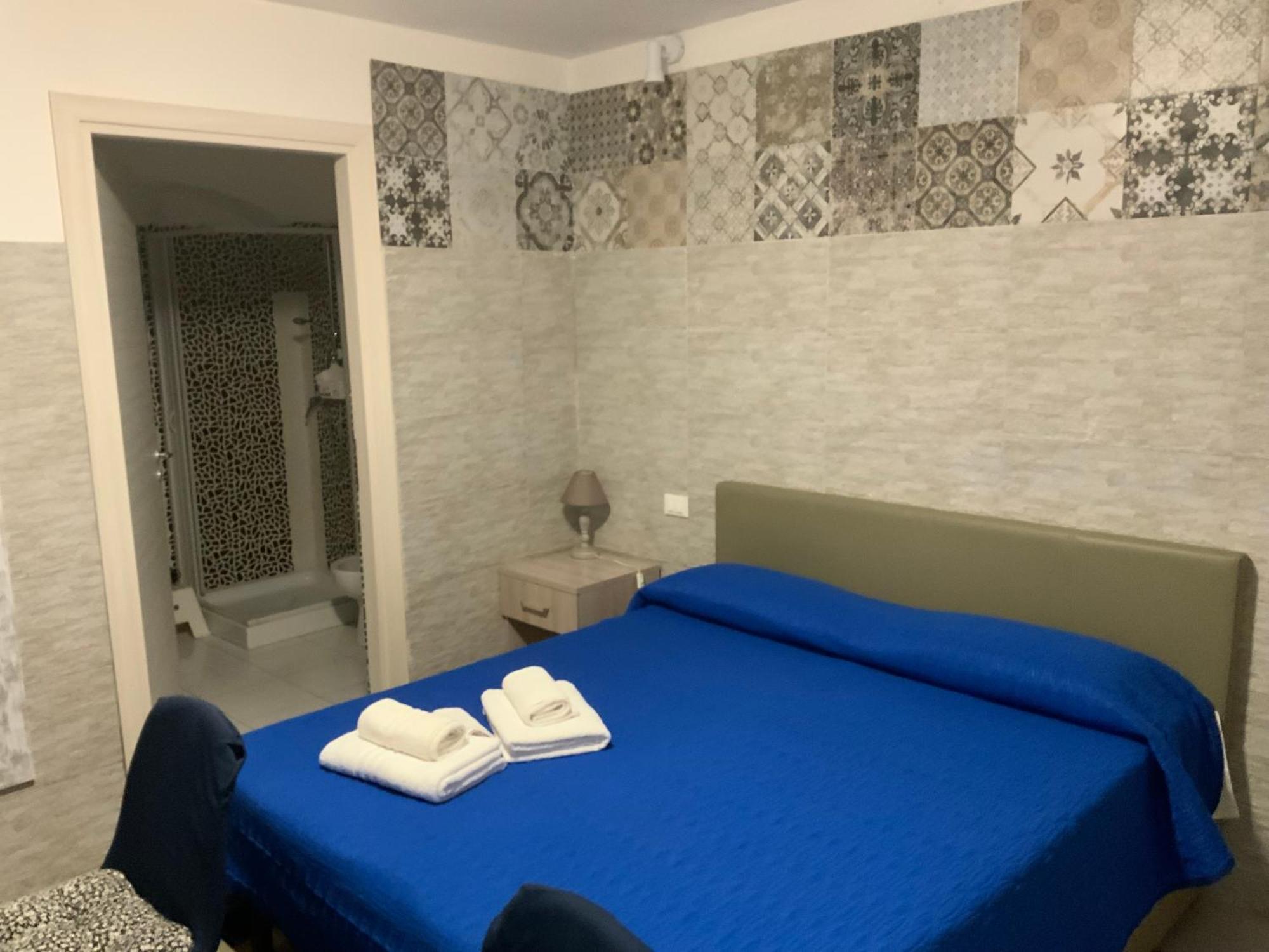 Cortile Azzurro Hotel Trapani Eksteriør billede