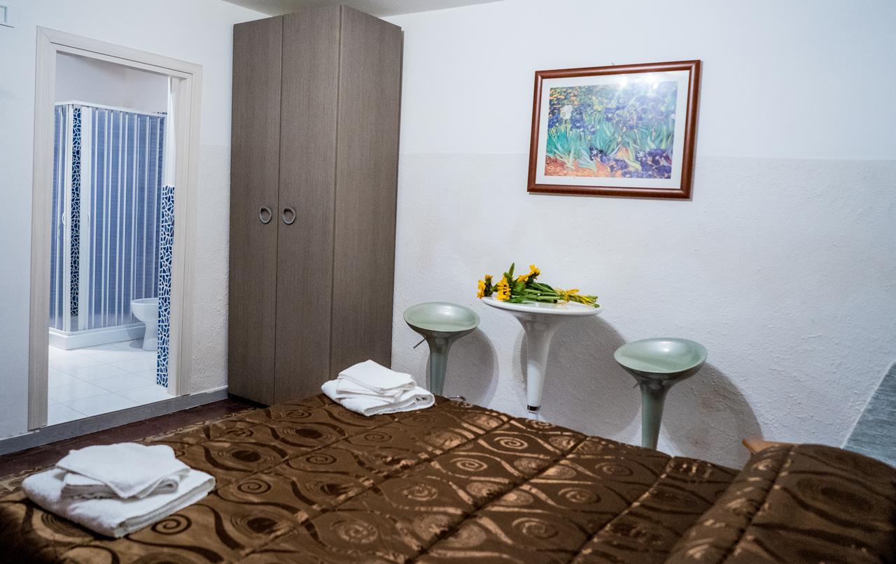Cortile Azzurro Hotel Trapani Eksteriør billede