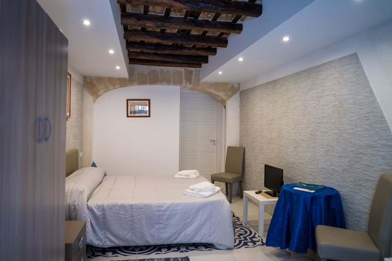 Cortile Azzurro Hotel Trapani Eksteriør billede